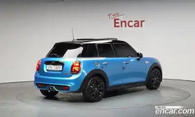 Mini Cooper, 2018