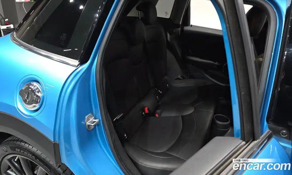Mini Cooper 2018 2.0 гидро в Москве № 134942, фото 10