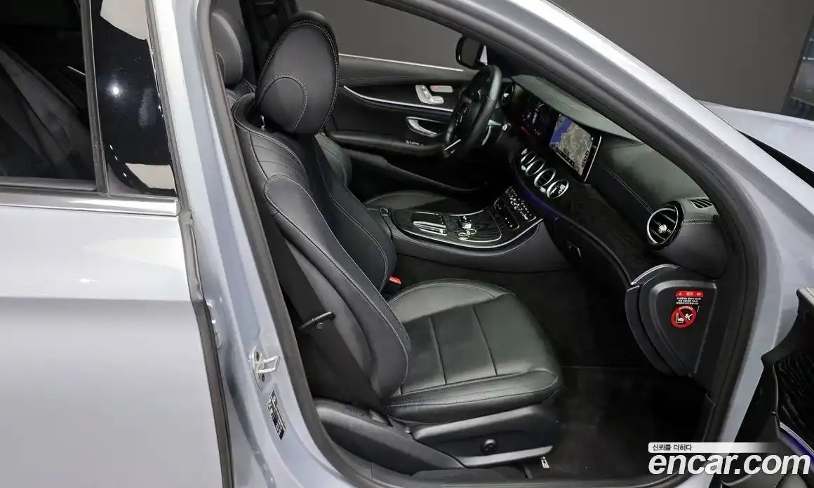 Mercedes-Benz E-Class 2021 1.9 гидро в Москве № 136798, фото 12