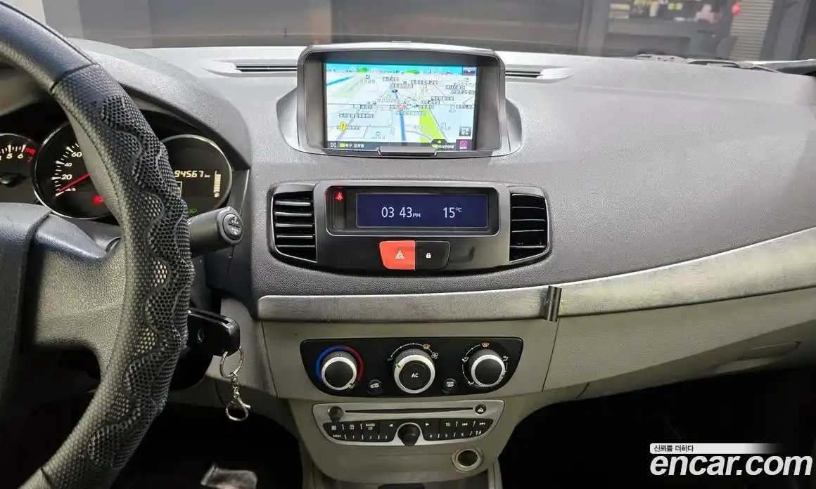 Renault SM3 2011 1.6 гидро в Москве № 147645, фото 15