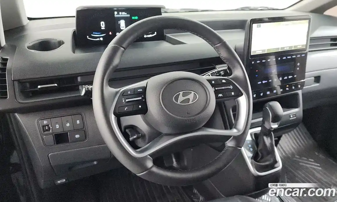Hyundai Staria 2025 2.2 гидро в Москве № 1537410, фото 18