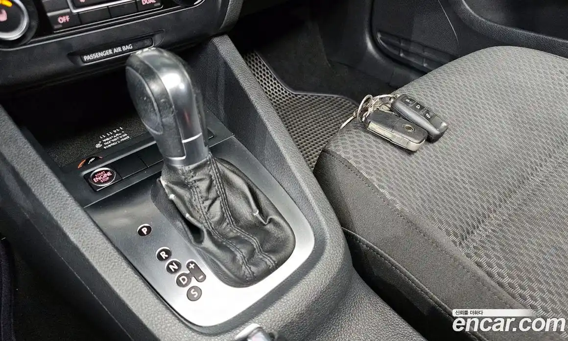 Volkswagen Jetta 2011 2.0 гидро в Москве № 153795, фото 9