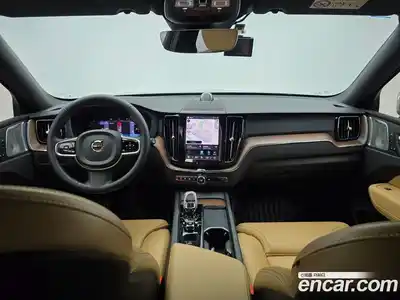 Volvo XC60 2024 2.0 гидро в Москве № 1547032, миниатюра 12