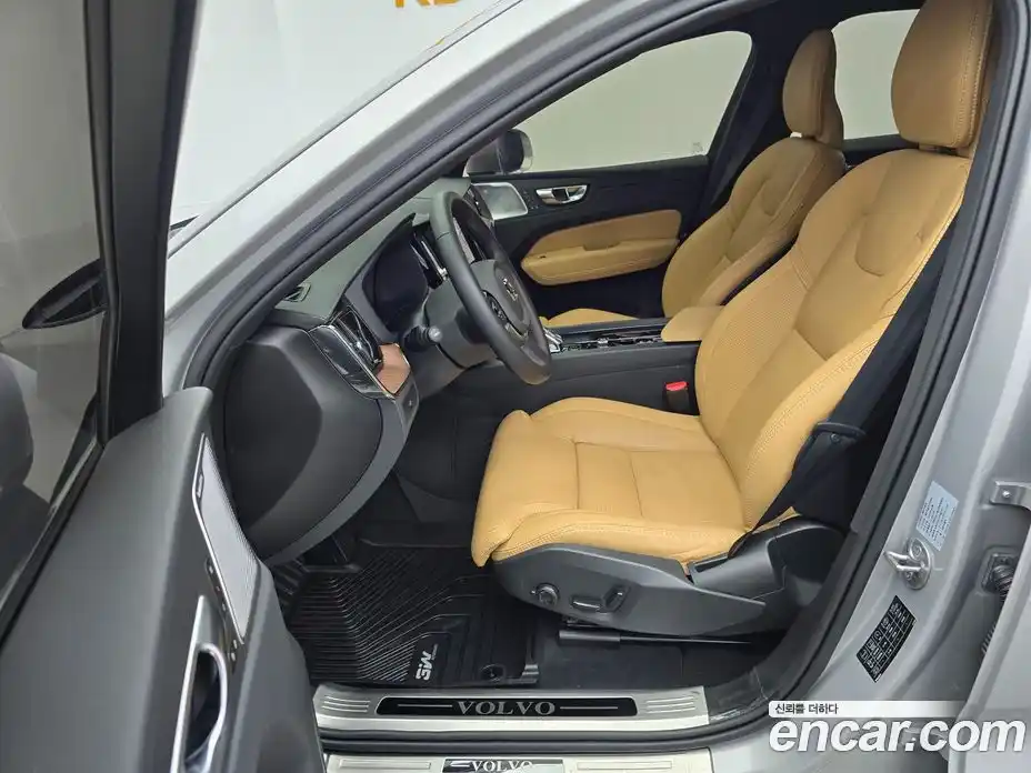Volvo XC60 2024 2.0 гидро в Москве № 1547032, фото 7