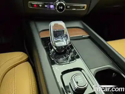 Volvo XC60 2024 2.0 гидро в Москве № 1547032, миниатюра 9