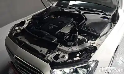 Mercedes-Benz E-Class 2021 2.0 гидро в Москве, миниатюра 6