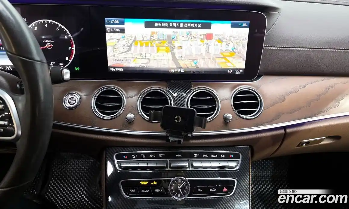 Mercedes-Benz E-Class 2020 2.0 гидро в Москве, фото 13