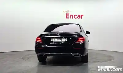 Mercedes-Benz E-Class 2020 2.0 гидро в Москве, миниатюра 3