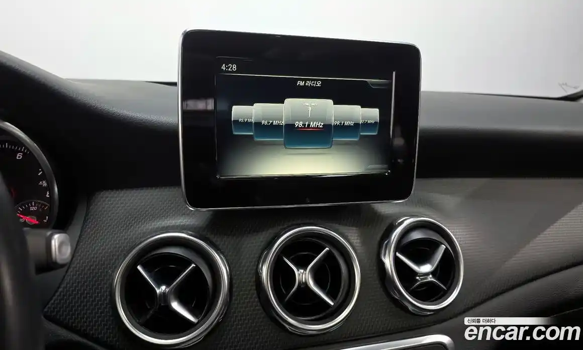 Mercedes-Benz GLA-Class 2017 2.0 гидро в Москве № 161640, фото 14