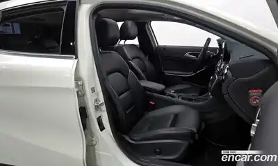 Mercedes-Benz GLA-Class 2017 2.0 гидро в Москве № 161640, миниатюра 10