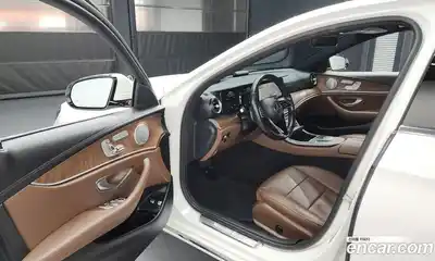 Mercedes-Benz E-Class 2020 2.0 гидро в Москве № 161979, миниатюра 10