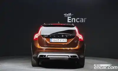 Volvo V60 2015 2.5 гидро в Москве № 164569, миниатюра 4