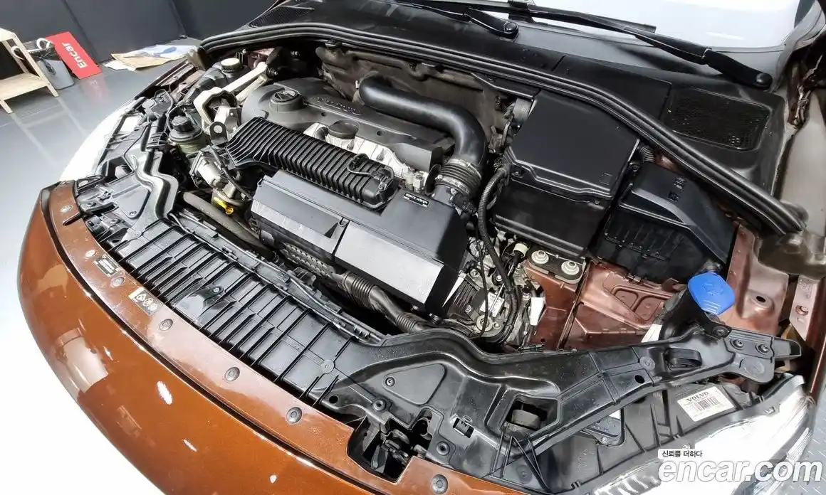 Volvo V60 2015 2.5 гидро в Москве № 164569, фото 6