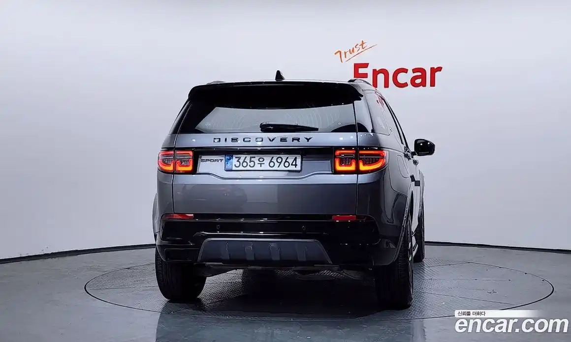Land Rover Discovery Sport 2025 2.0 гидро в Москве № 165943, фото 4
