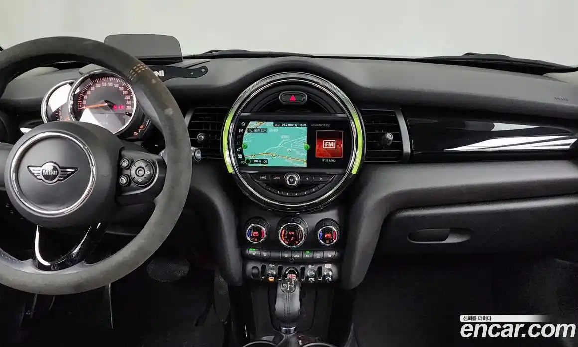 Mini Cooper 2018 1.5 гидро в Москве № 167239, фото 14