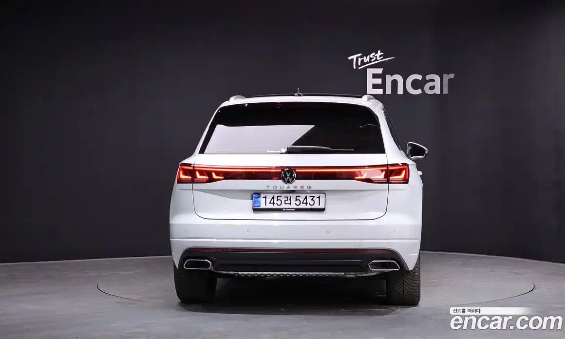 Volkswagen Touareg 2024 3.0 гидро в Москве № 168388, фото 3