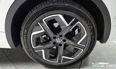 Volkswagen Touareg 2024 3.0 гидро в Москве № 168388, миниатюра 4