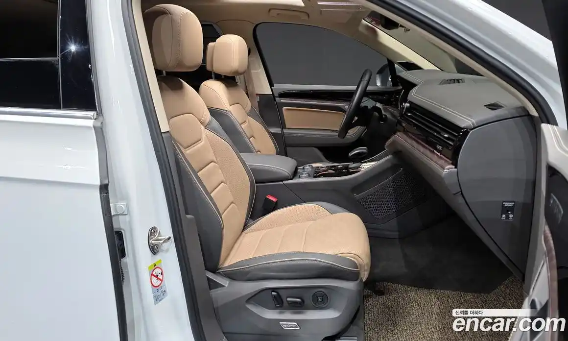 Volkswagen Touareg 2024 3.0 гидро в Москве № 168501, фото 11