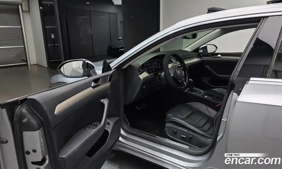 Volkswagen Arteon 2020 2.0 гидро в Москве № 168820, фото 11