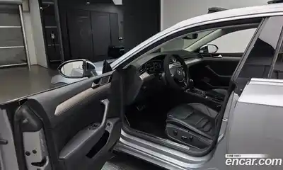 Volkswagen Arteon 2020 2.0 гидро в Москве № 168820, миниатюра 11
