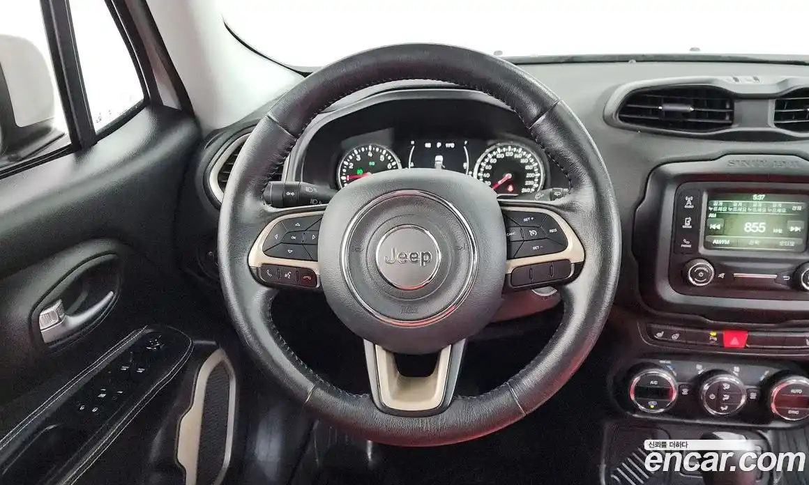Jeep Renegade 2016 2.4 гидро в Москве № 169899, фото 13