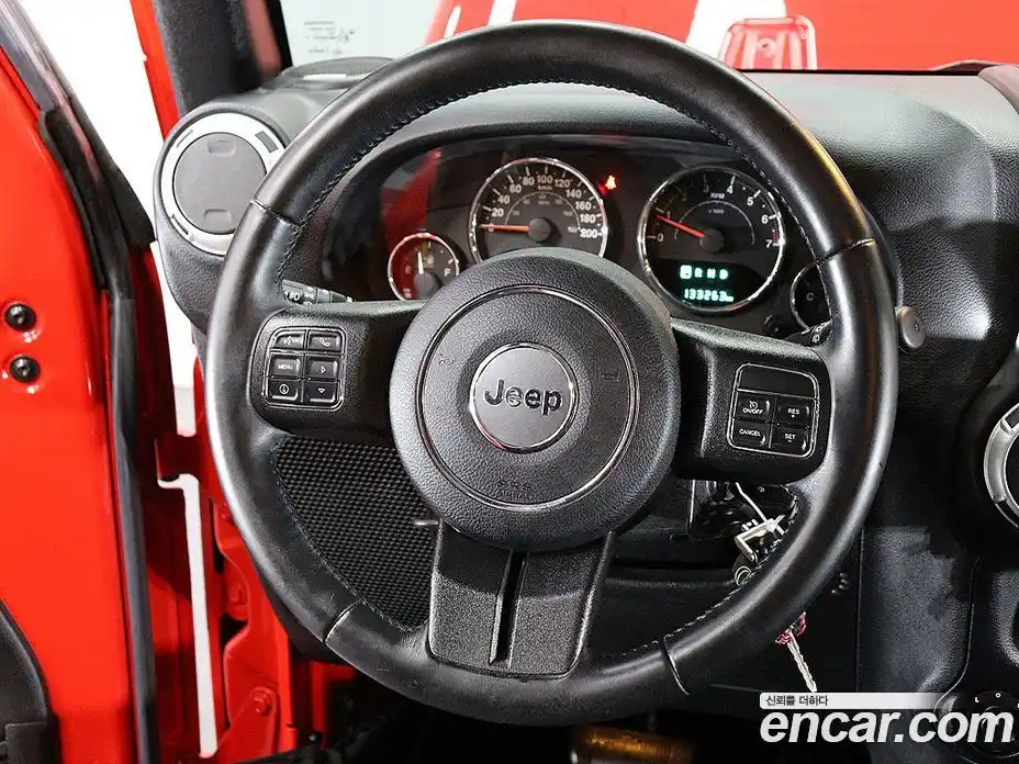 Jeep Wrangler 2017 3.6 гидро в Москве № 170081, фото 17