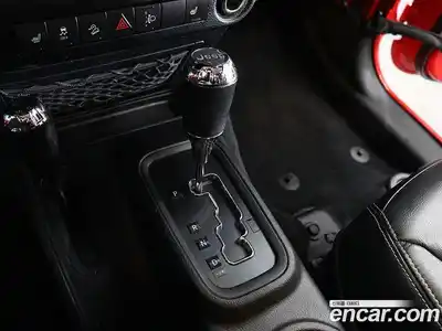 Jeep Wrangler 2017 3.6 гидро в Москве № 170081, миниатюра 10