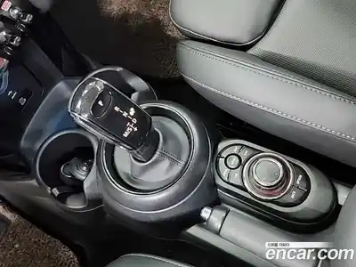 Mini Cooper 2024 1.5 гидро в Москве № 1764652, миниатюра 8