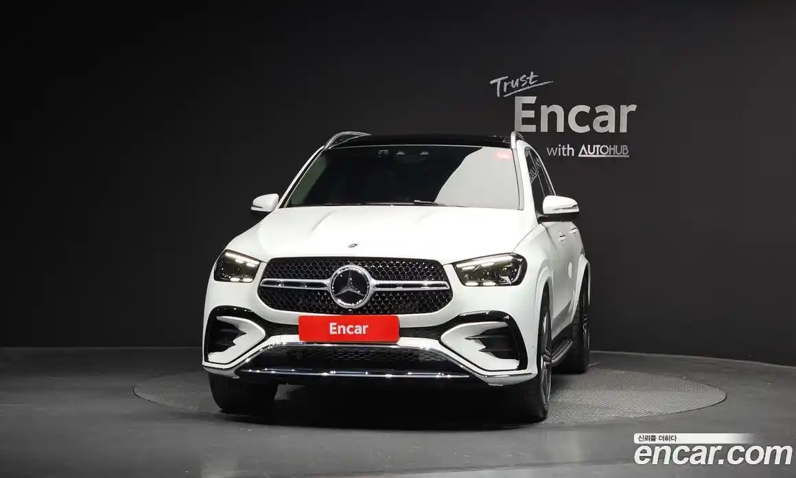 Mercedes-Benz GLE-Class 2023 3.0 гидро в Москве № 177952, фото 3