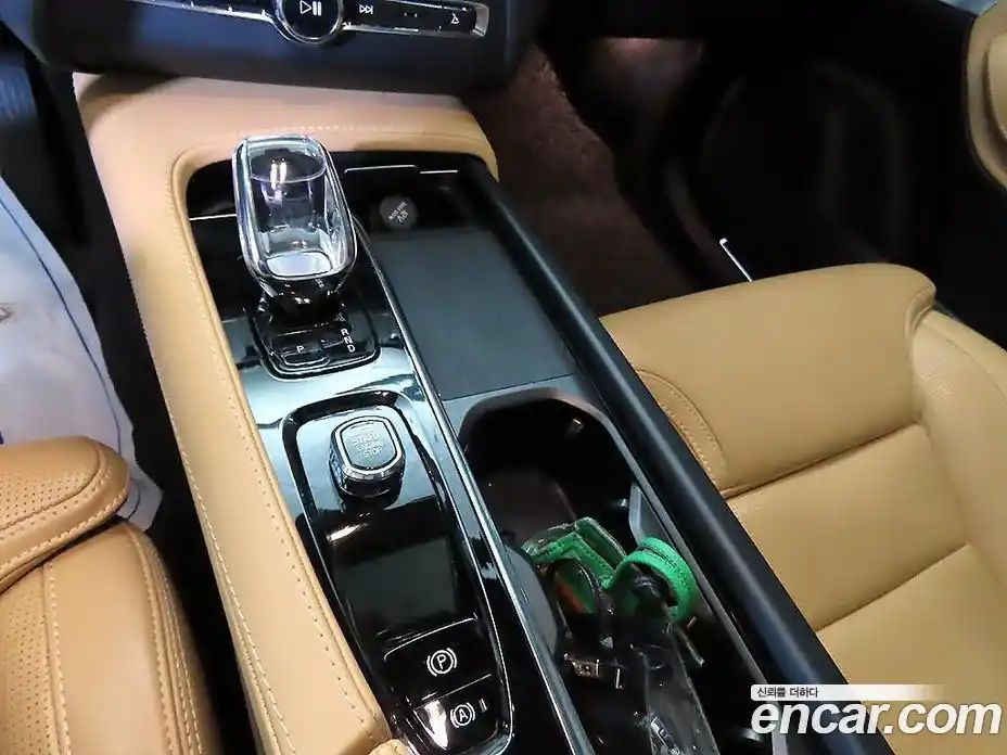 Volvo XC90 2022 2.0 гидро в Москве № 1836975, фото 9