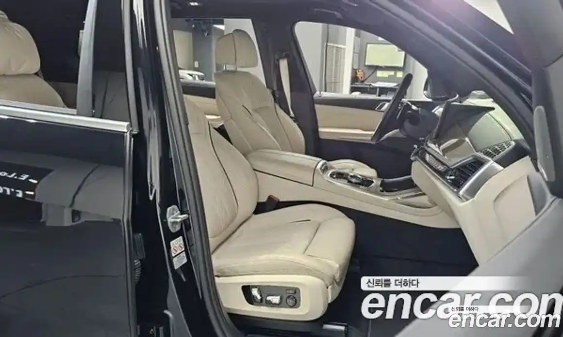 BMW X7 2023 3.0 гидро в Москве № 188232, фото 9