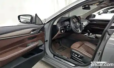 BMW 6-Series 2020 3.0 гидро в Москве № 189352, миниатюра 10