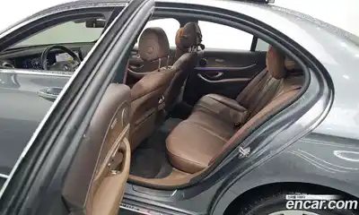 Mercedes-Benz E-Class 2017 2.0 гидро в Москве № 1981057, миниатюра 12