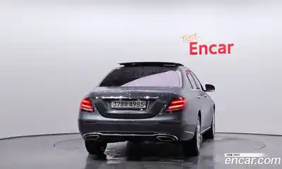 Mercedes-Benz E-Class 2017 2.0 гидро в Москве № 1981057, миниатюра 4