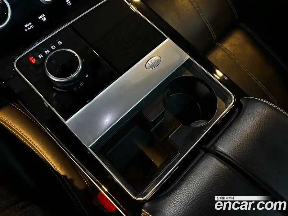 Land Rover Range-Rover Velar 2020 3.0 гидро в Москве № 1981973, фото 13