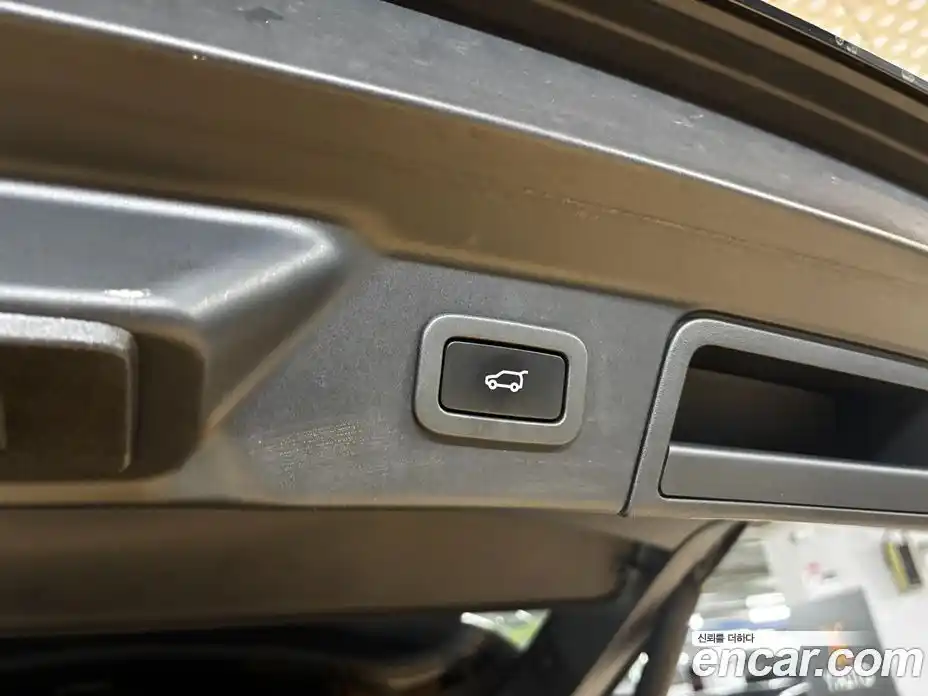 Land Rover Range-Rover Velar 2020 3.0 гидро в Москве № 1981973, фото 18