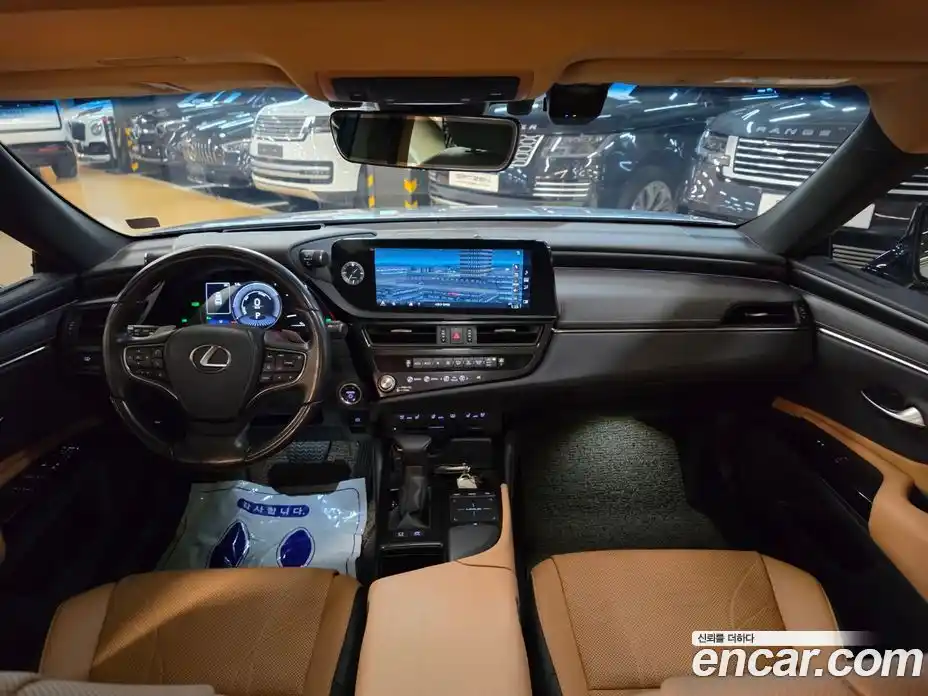 Lexus ES 2021 2.5 вариатор в Москве № 1982350, фото 7