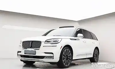 Lincoln Aviator