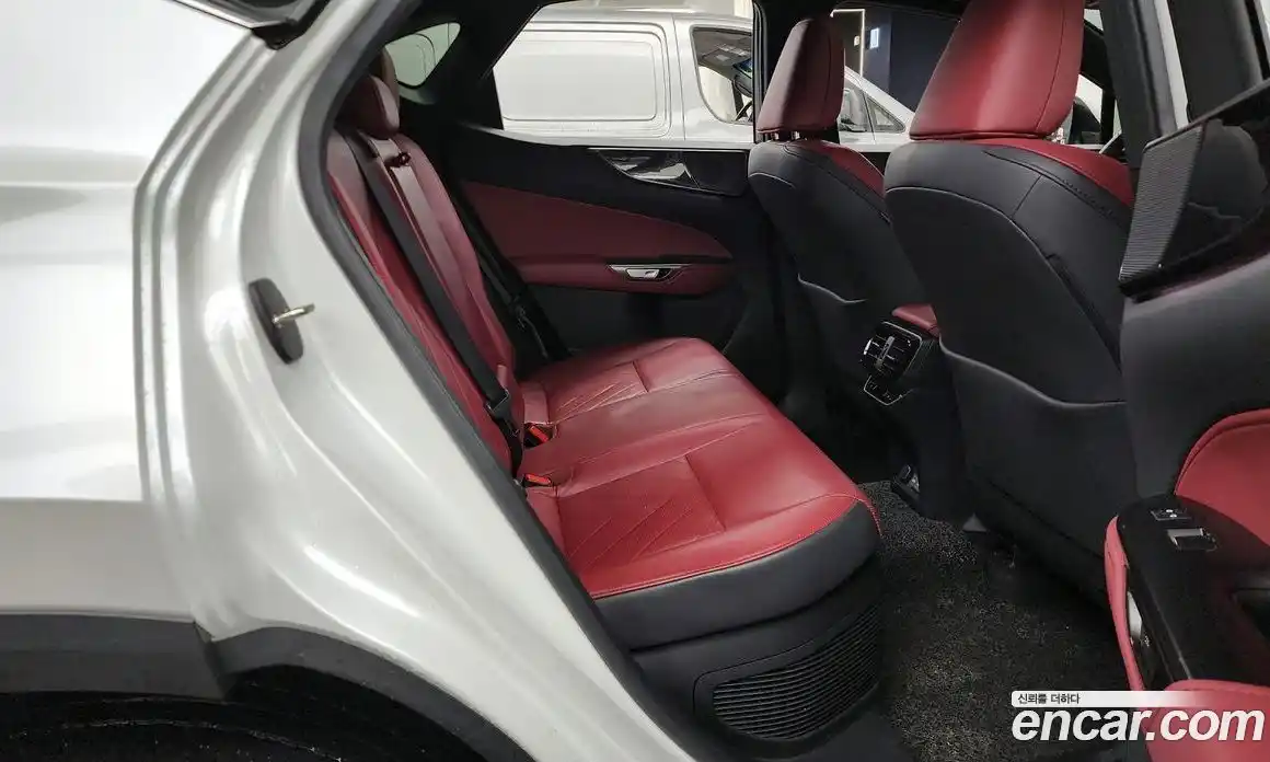 Lexus NX 2024 2.5 гидро в Москве № 198806, фото 12