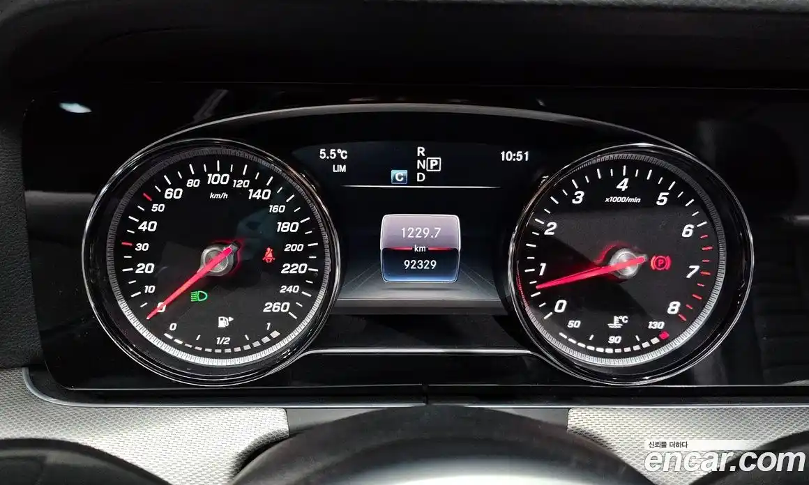 Mercedes-Benz E-Class 2019 2.0 гидро в Москве № 212176, фото 8
