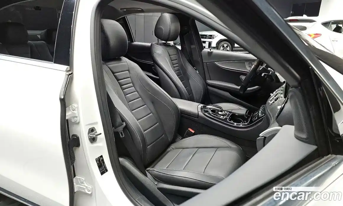 Mercedes-Benz E-Class 2019 2.0 гидро в Москве № 212176, фото 10