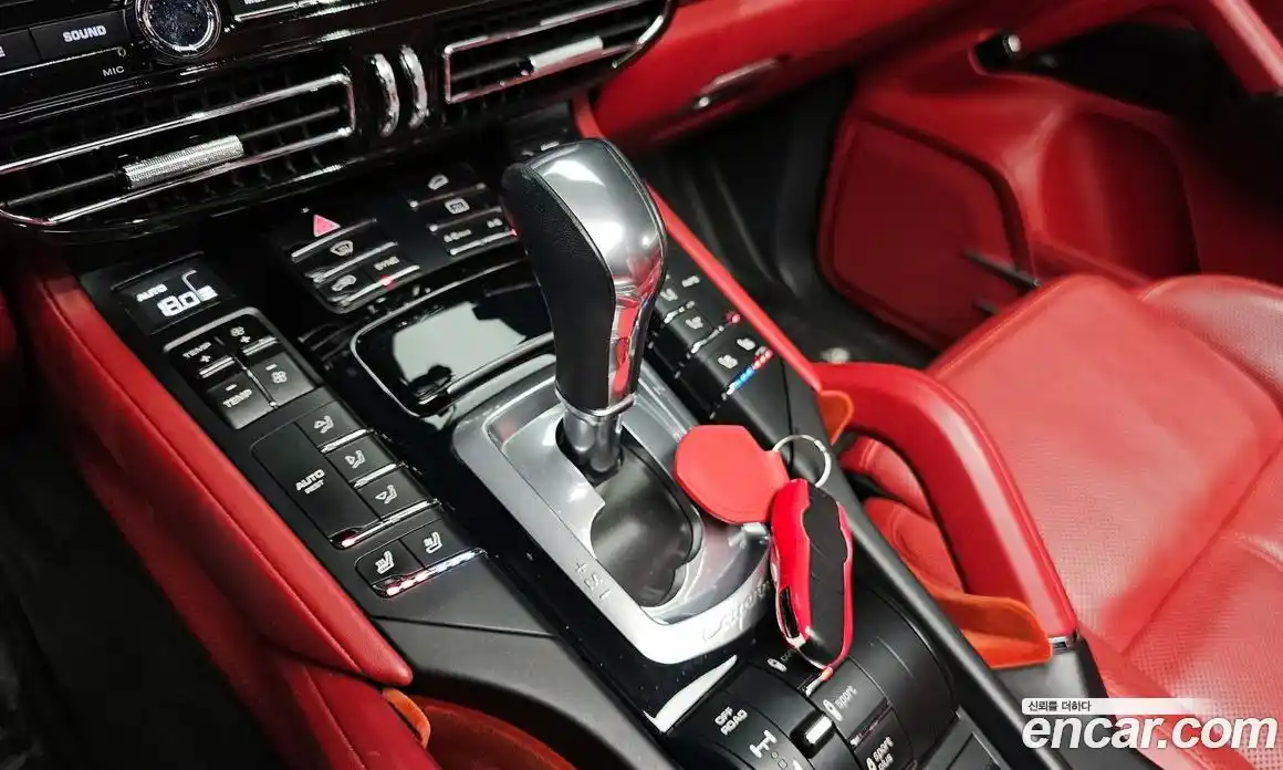 Porsche Cayenne 2015 3.0 гидро в Москве № 213281, фото 9