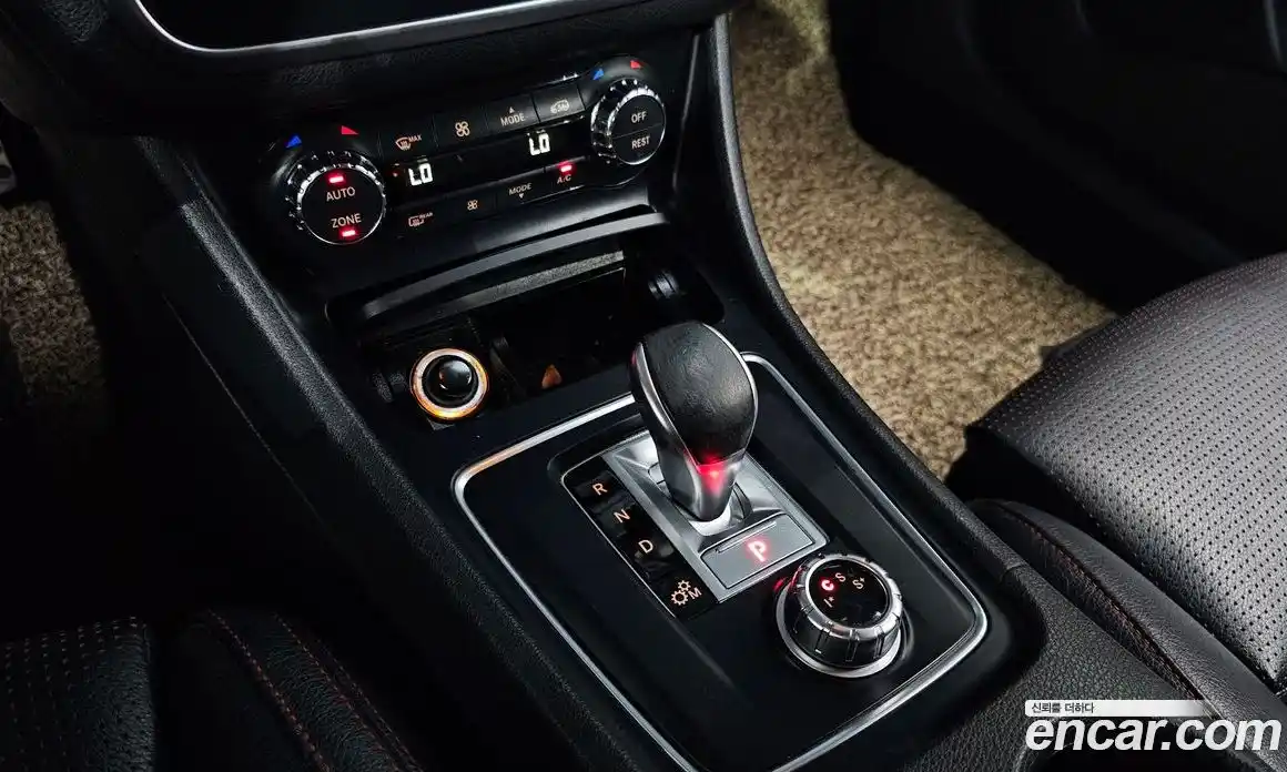 Mercedes-Benz GLA-Class 2016 2.0 гидро в Москве № 223242, фото 9