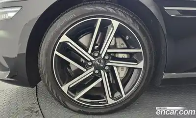 Genesis G80 2024 2.5 гидро в Москве, миниатюра 5