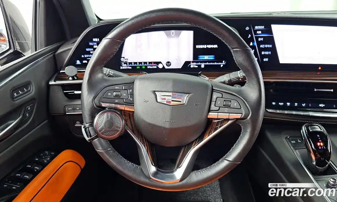 Cadillac Escalade 2022 6.2 гидро в Москве № 256481, фото 13
