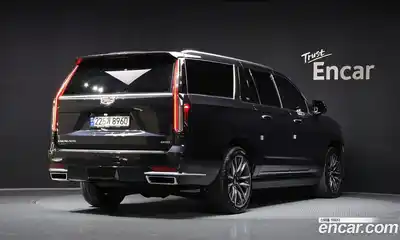 Cadillac Escalade 2022 6.2 гидро в Москве № 256481, миниатюра 2