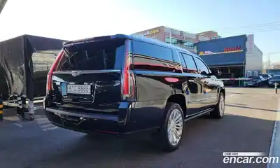 Cadillac Escalade 2018 6.2 гидро в Москве № 337082, миниатюра 2