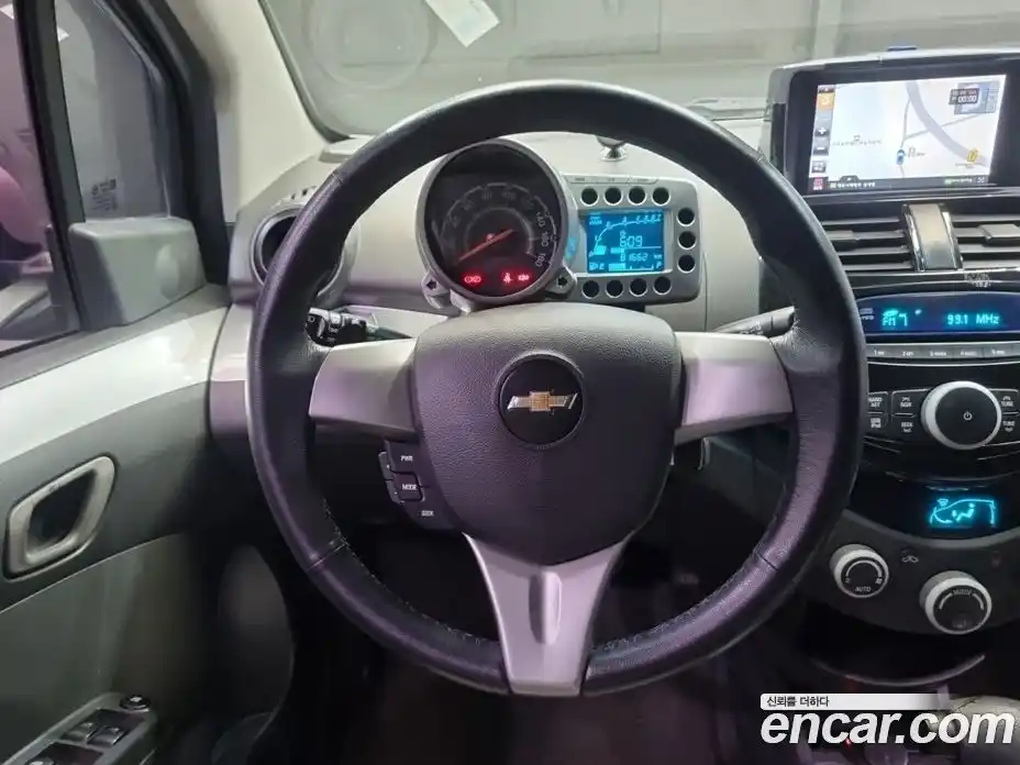 Chevrolet Spark 2012 1.0 гидро в Москве № 37818, фото 9