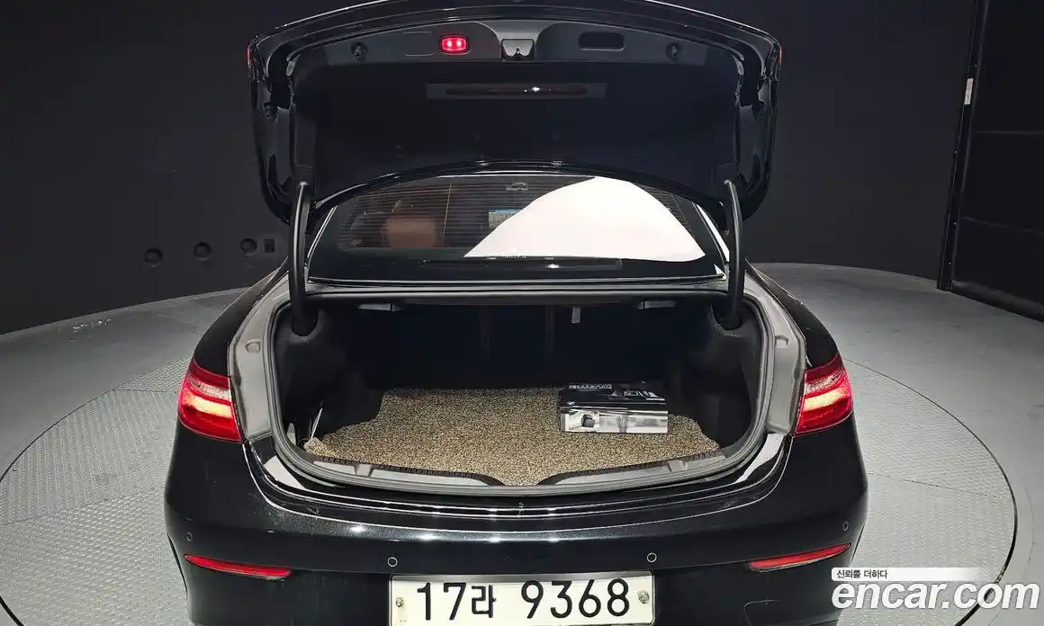 Mercedes-Benz E-Class 2017 1.9 гидро в Москве № 543715, фото 20