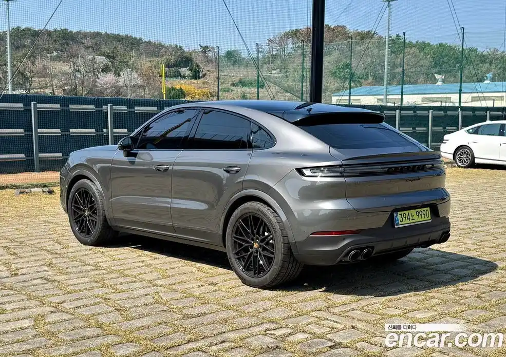 Porsche Cayenne 2024 3.0 гидро в Москве № 679389, фото 18